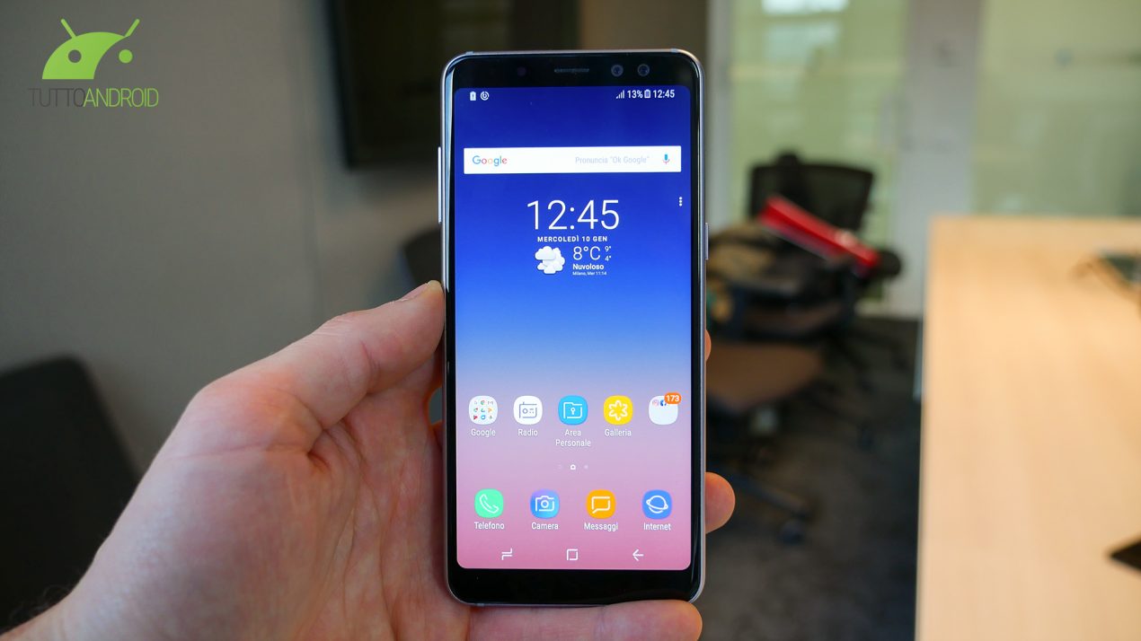 Samsung Galaxy A8 (2018) è già disponibile a meno di 400 euro su Amazon Italia