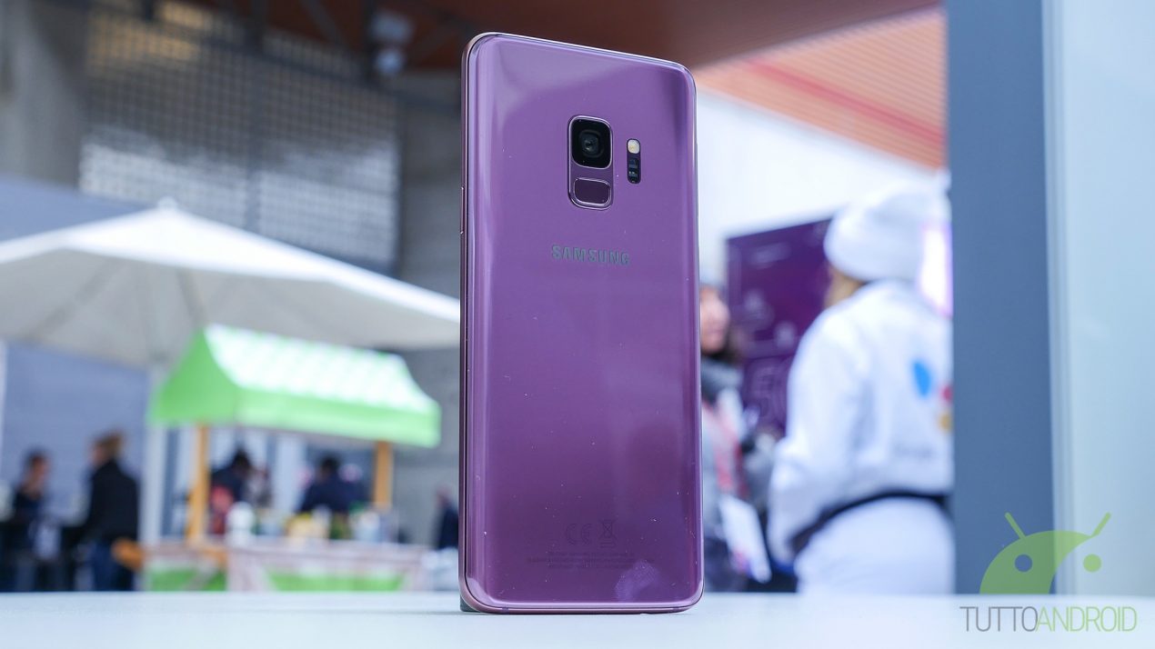 One UI 6 e Android 14 su Samsung Galaxy S9, S9+ e Note 9 grazie a Noble ROM 4.0