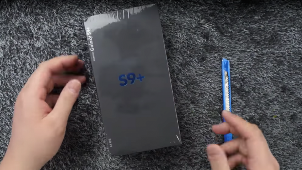 Primo unboxing per Samsung Galaxy S9 Plus? Non proprio