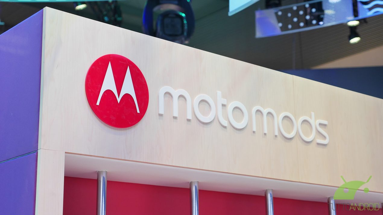 In attesa di Lenovo Z5, la conferenza stampa del prossimo 6 giugno preannuncia lo Z3 Play