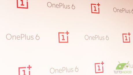 Oneplus logo londra 