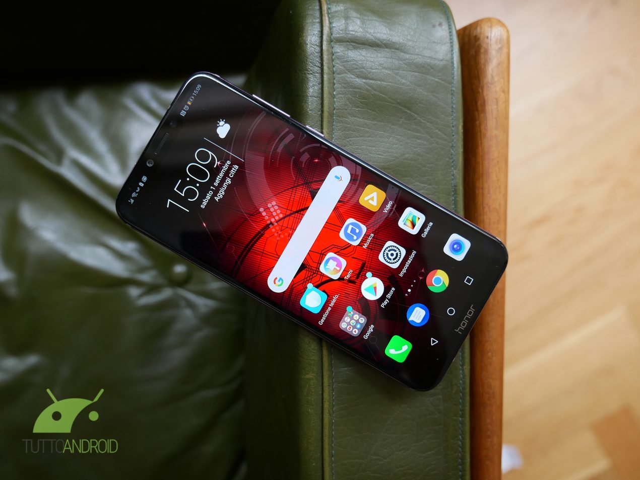Honor Play sembra un osso duro, ecco i primi giorni con lui in video