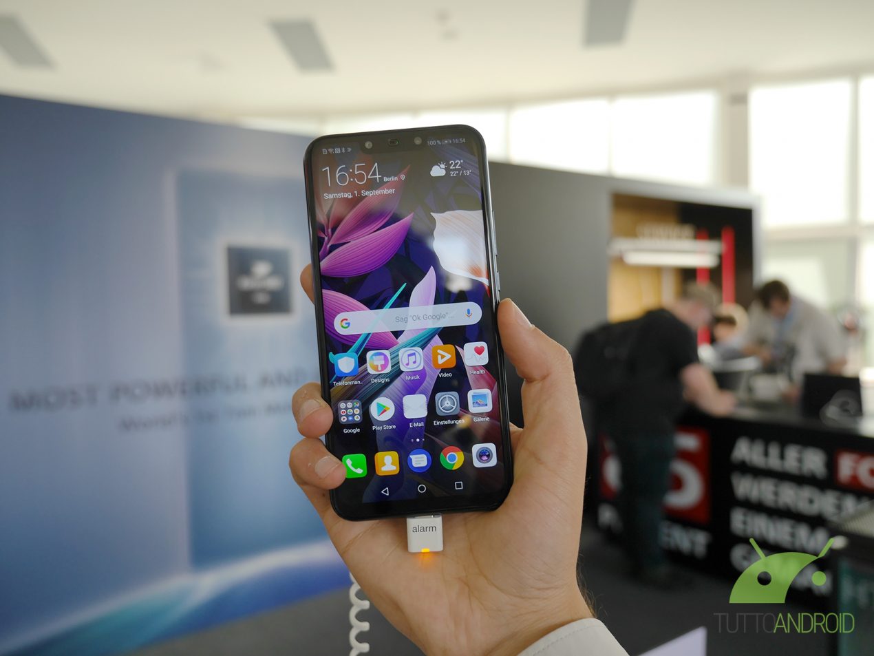 Huawei Mate 20 Lite è all'IFA e lo abbiamo provato: davvero niente male (video anteprima)