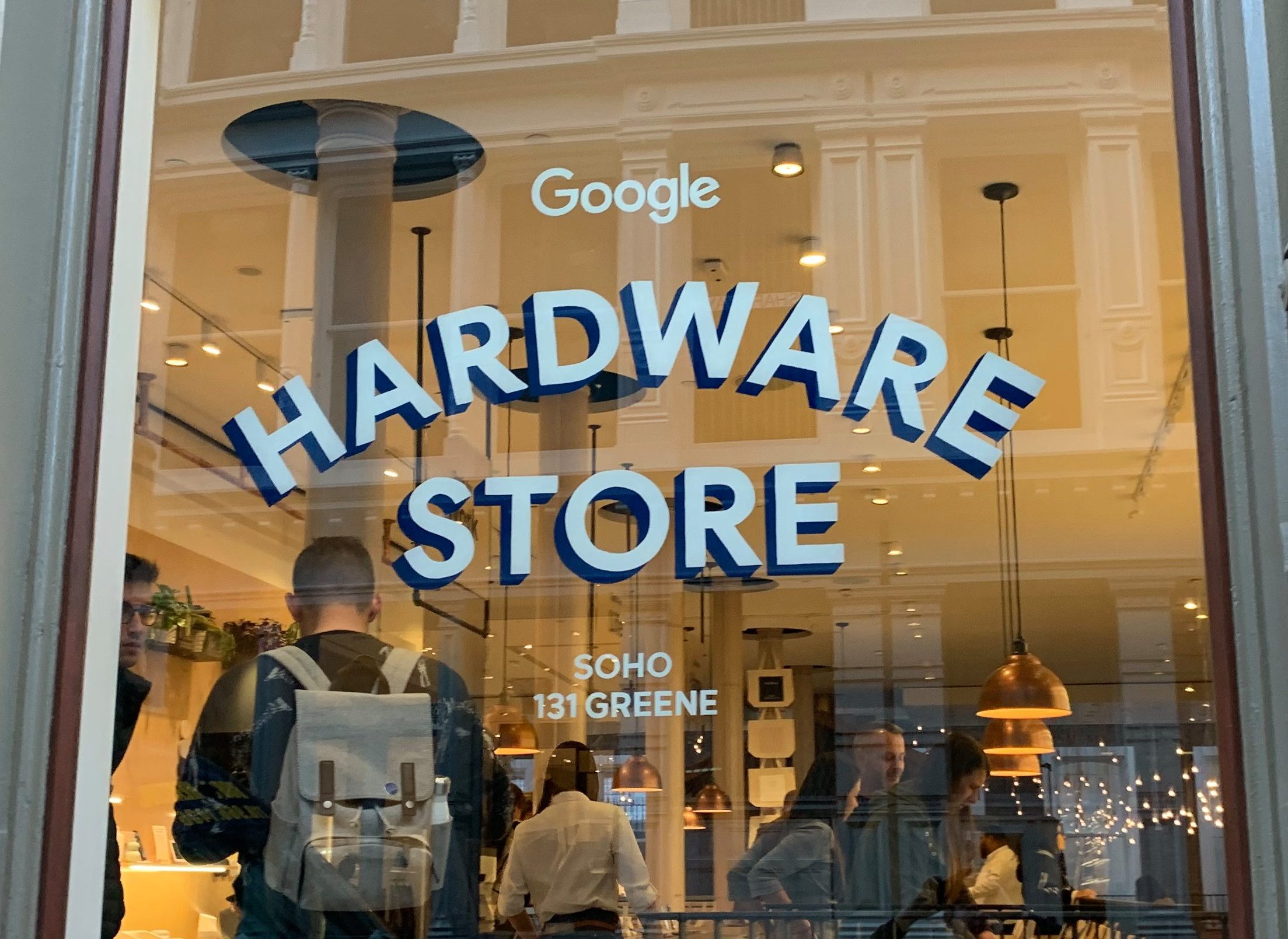 Diamo uno sguardo al Google Hardware Store di New York
