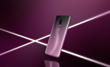 OnePlus 6T Thunder Purple 4 light