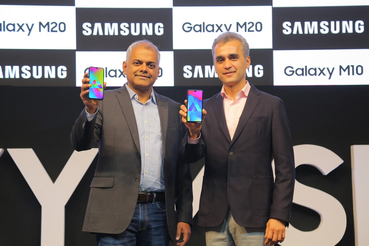 Samsung Galaxy M20 ed M10 ufficiali in India: due fratelli (molto) diversi a prezzi stracciati