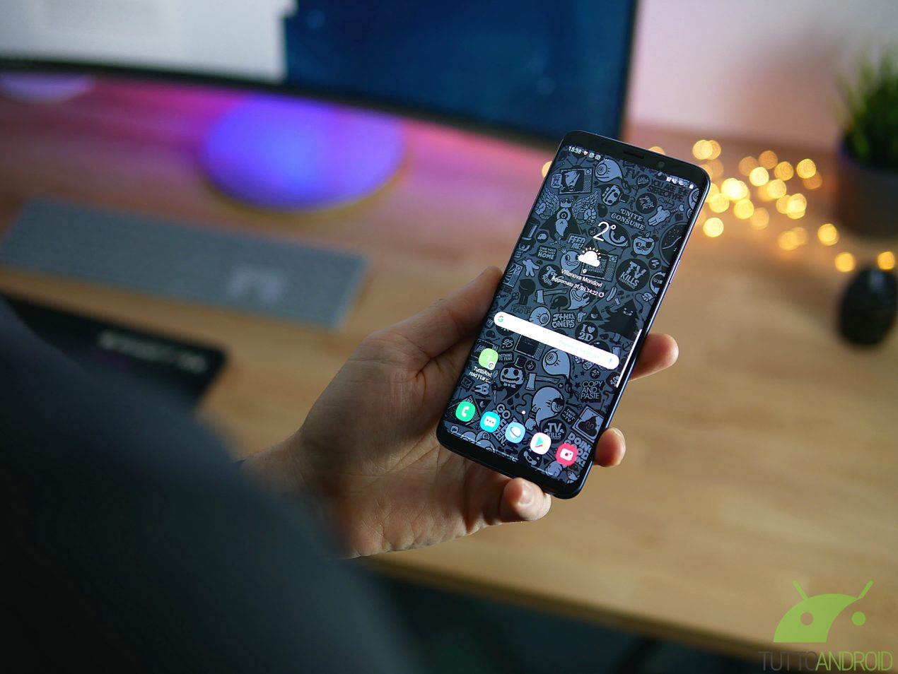 Per Samsung Galaxy S9 e Galaxy S9+ c'è un aggiornamento a sorpresa