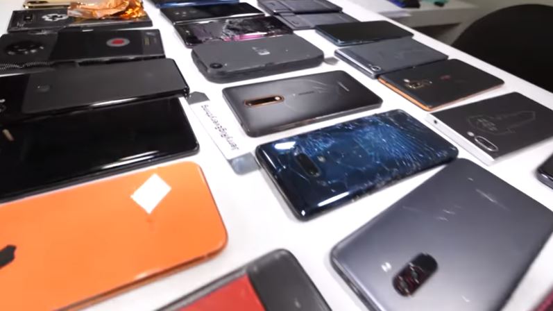 Smartphone durability awards 2018