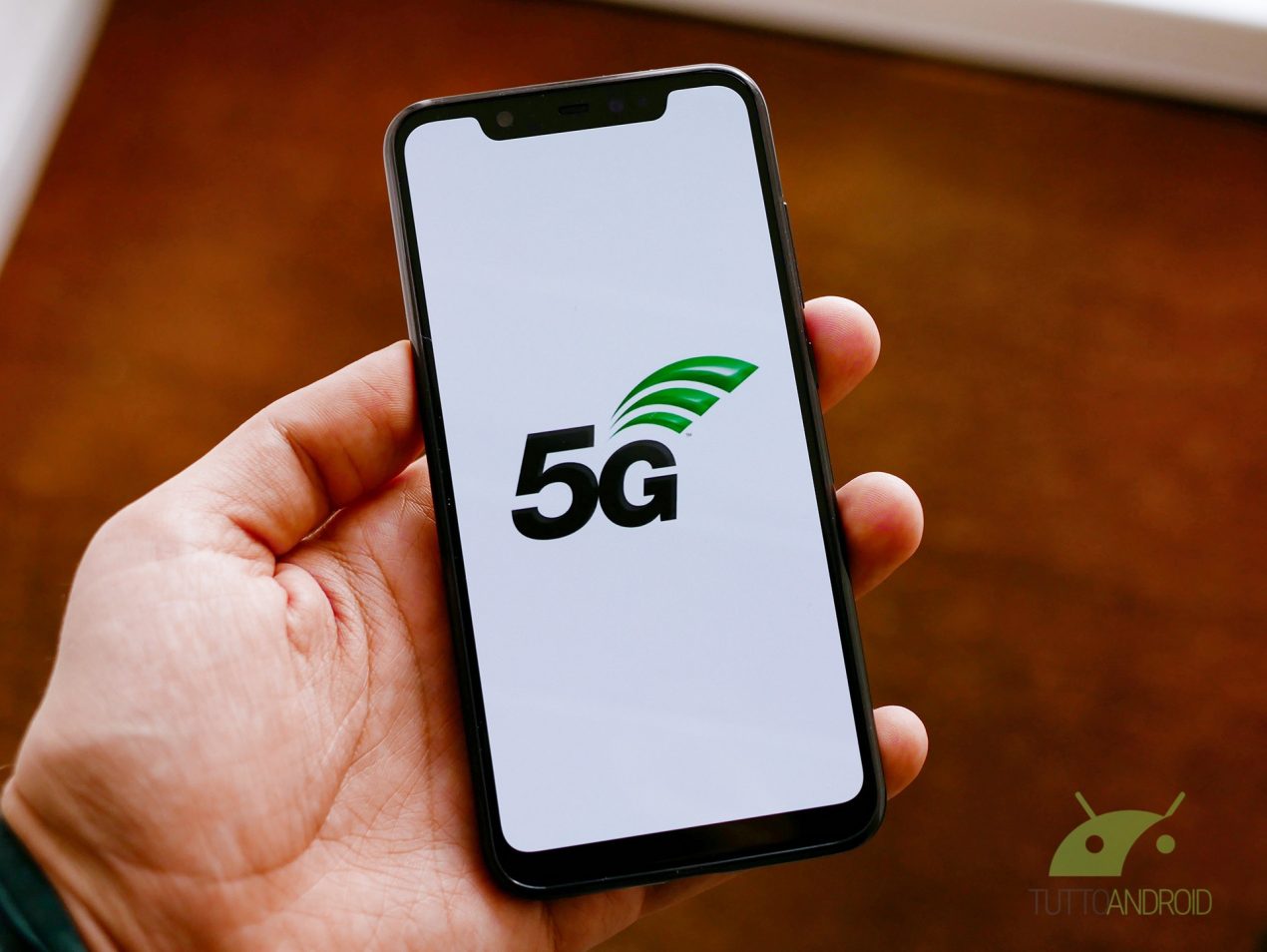 In Italia il 5G è ancora troppo 