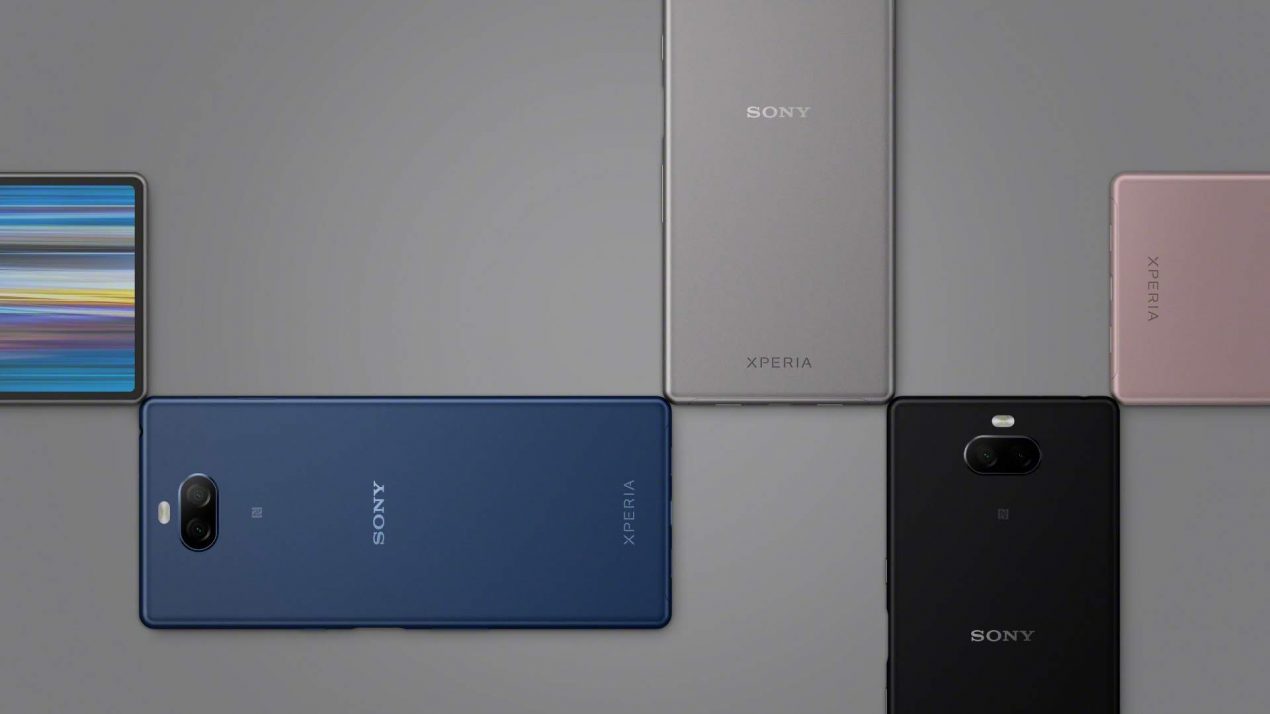 Sony Xperia 10 e Xperia 10 Plus ufficiali con display in 21:9 per la fascia media