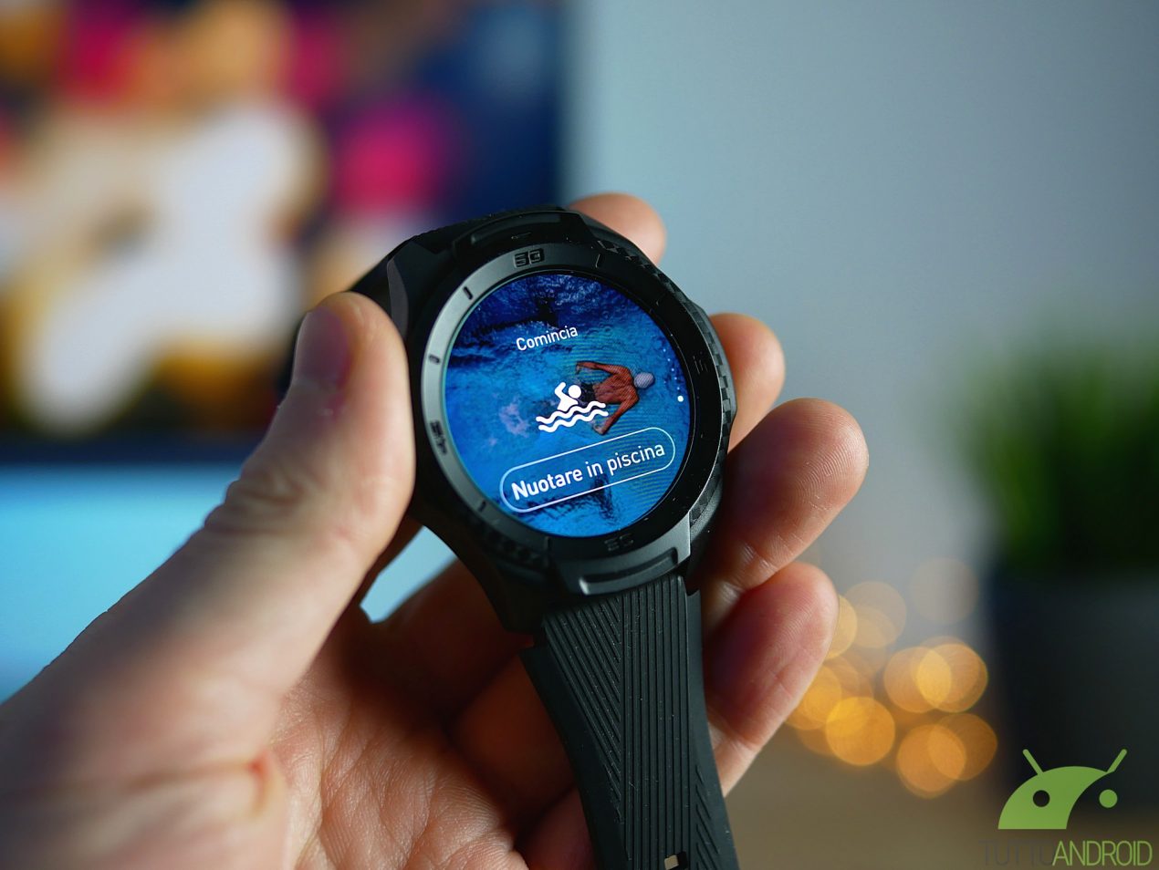 Recensione TicWatch S2: orologio con Wear OS, funzioni sportive e prezzo onesto
