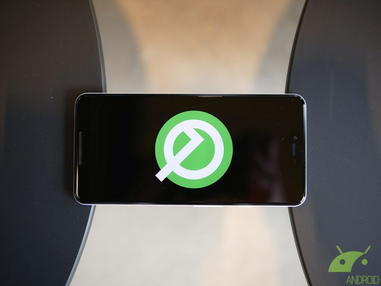 Stop alle chiacchiere, si fa finalmente sul serio: Android Q Beta 5 è qui