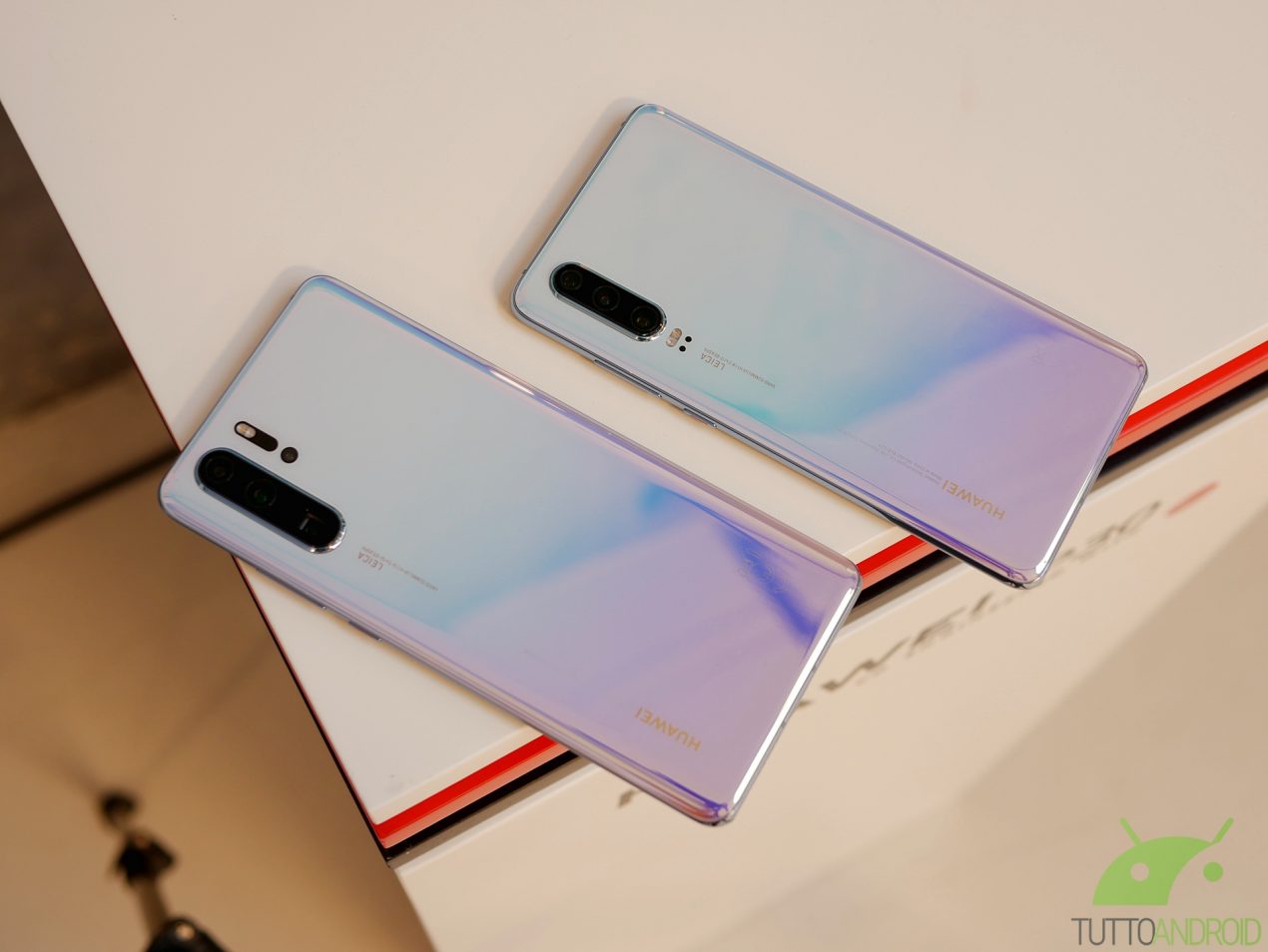 Huawei P30 Pro e P30 provati da noi: luccicano e il PRO ha una fotocamera assurda (video)