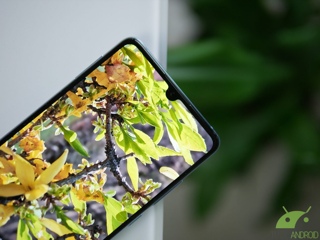 Huawei annuncia la roadmap che porterà Android 10 con la EMUI 10 sui suoi smartphone