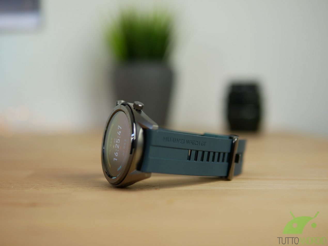 Huawei Watch GT riceve un aggiornamento firmware, ma le novità sono poche