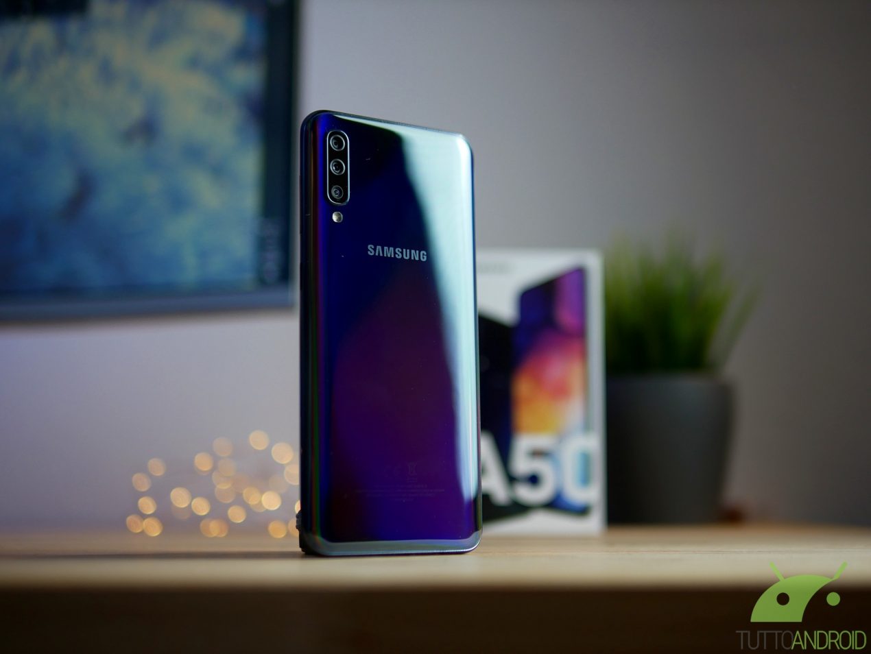 Samsung Galaxy A50, Xiaomi Mi Max 3 e Mi 8 Lite ricevono un nuovo aggiornamento
