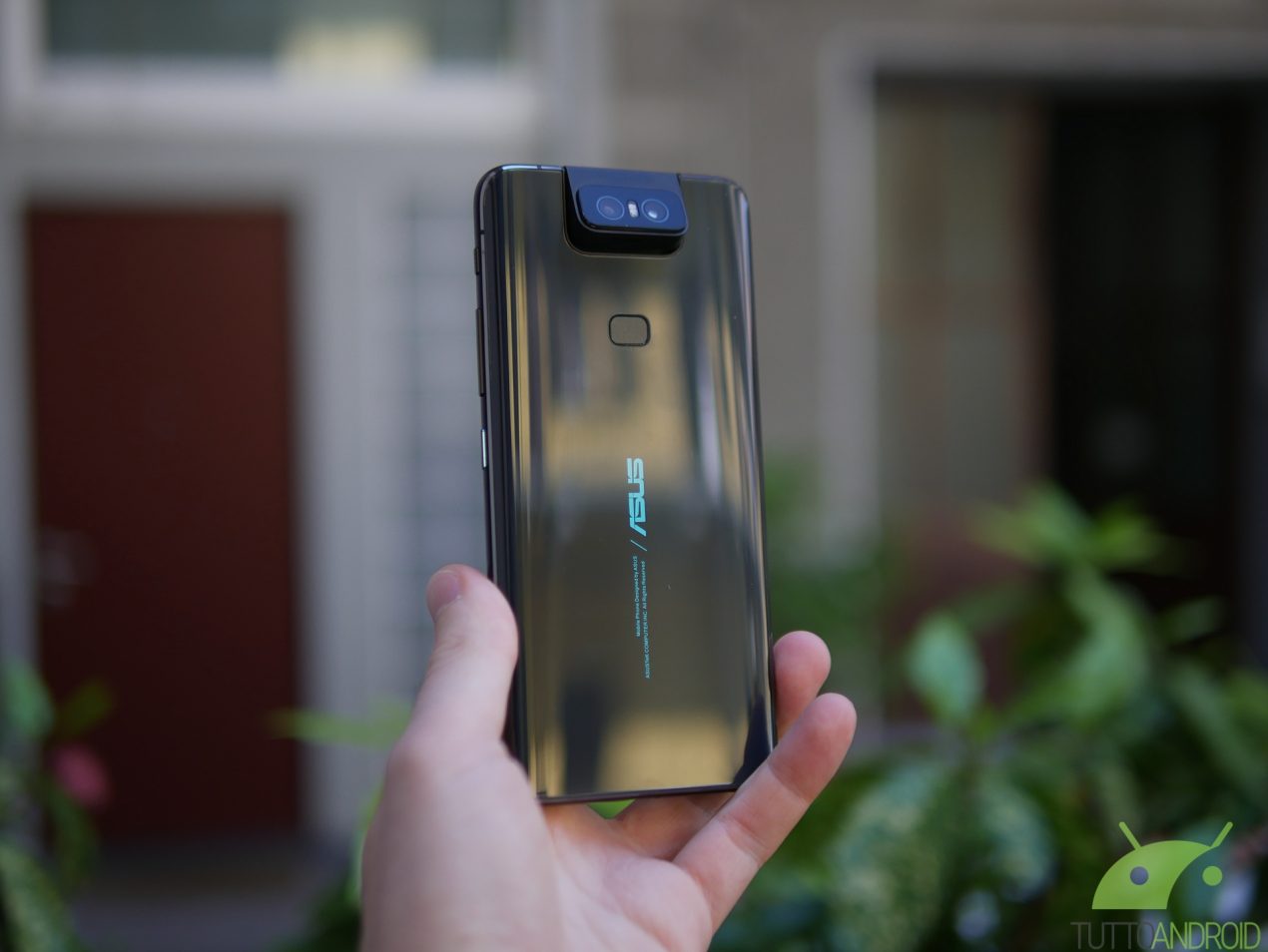 Ecco Android 11 per ASUS ZenFone 6, Realme X2 Pro e Realme 7 Pro