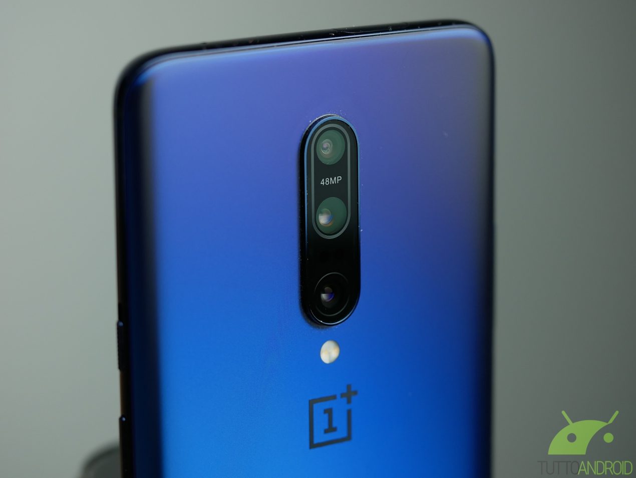 OnePlus 7 e 7 Pro ricevono Android 10 in versione stabile con OxygenOS 10.0