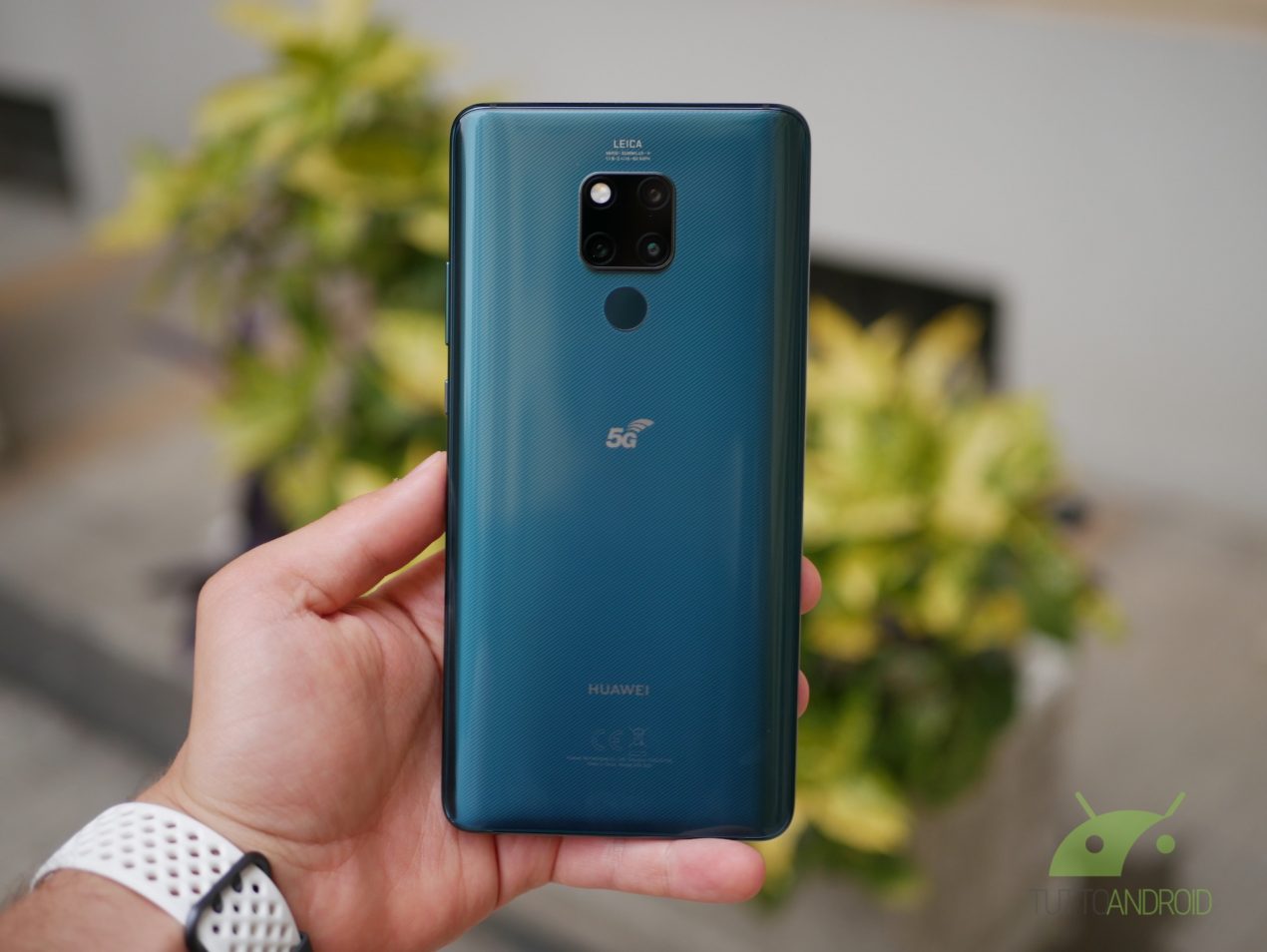 Aggiornamenti in roll out per Huawei Mate 20X 5G, OnePlus 3 e 3T