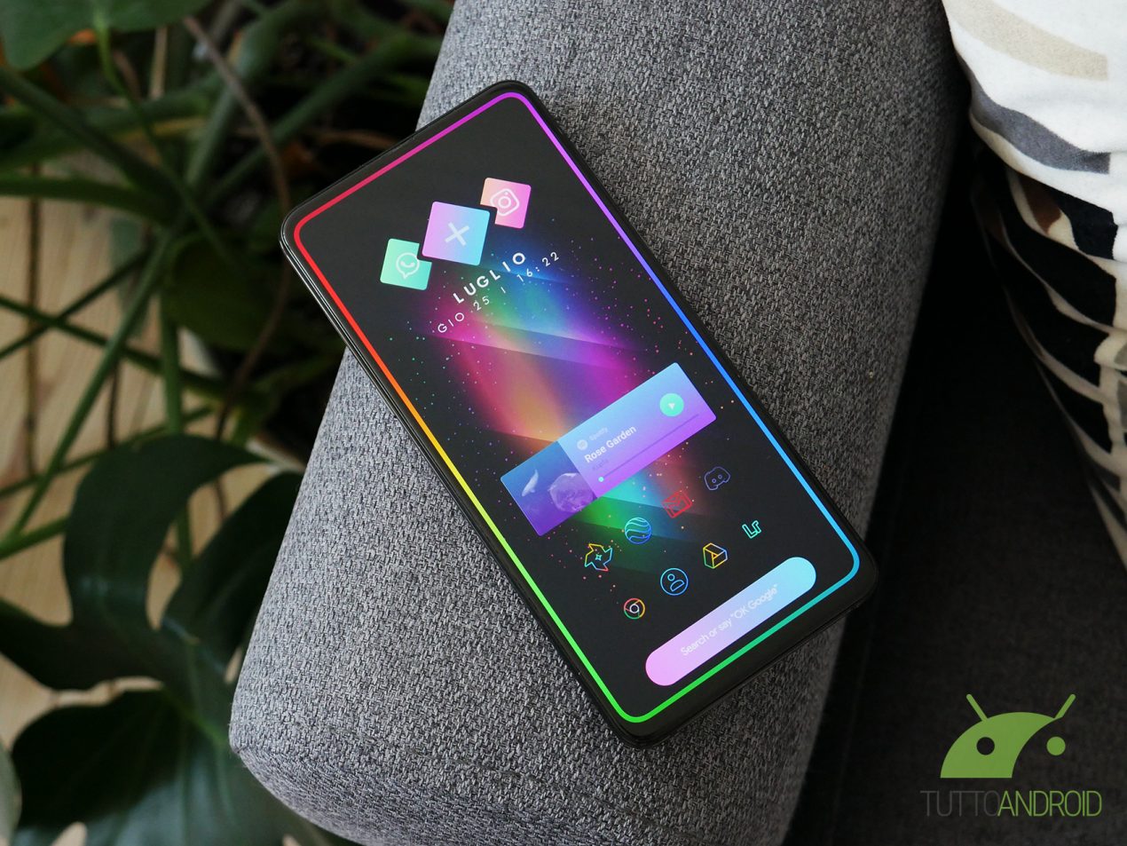 Date al vostro smartphone un tocco di RGB, grazie alla nostra nuova personalizzazione (video)
