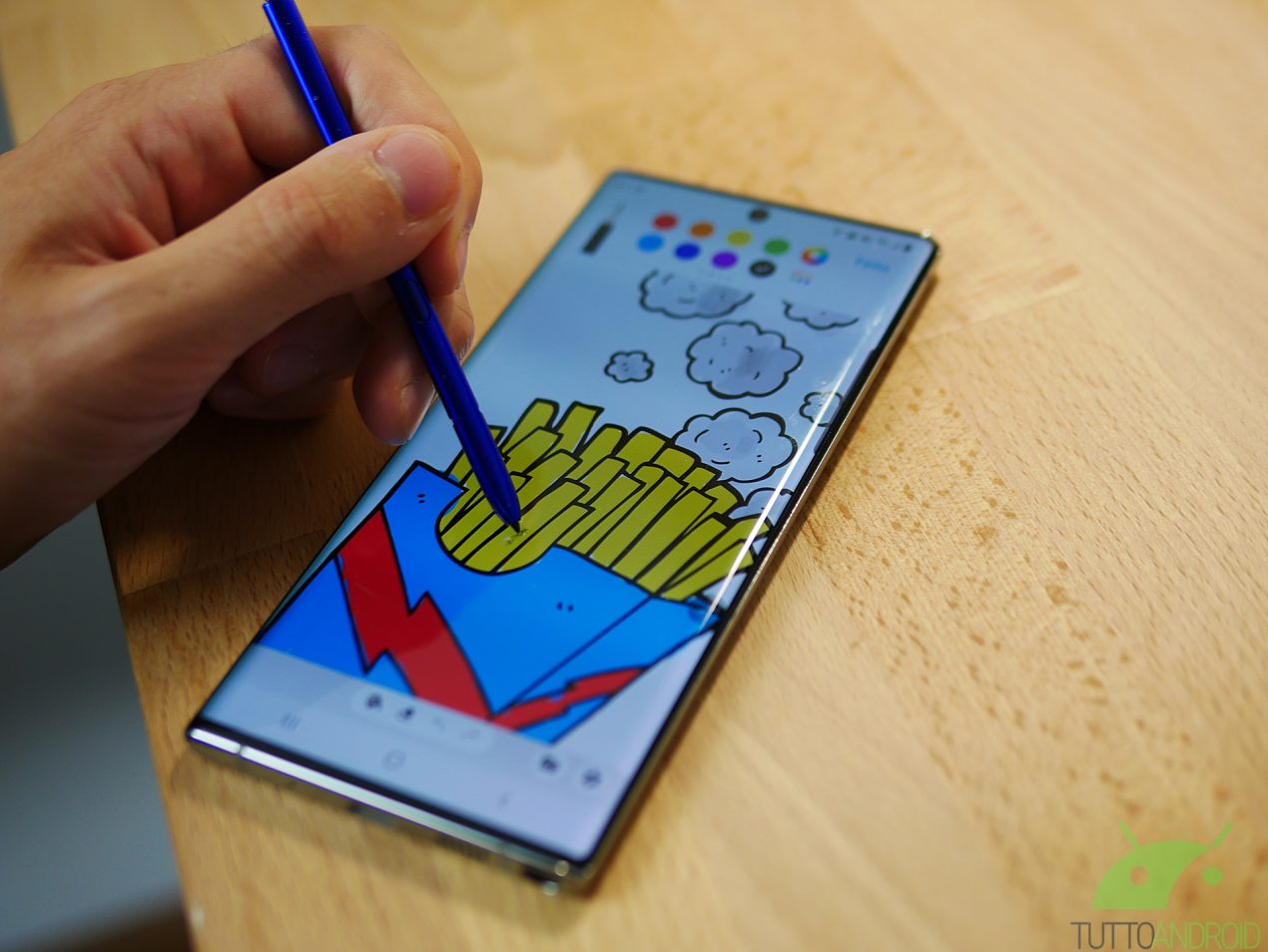 Android 10 per Samsung Galaxy Note 10 in rollout anche in Italia: ecco come aggiornare subito