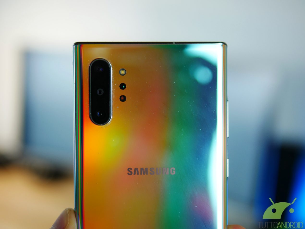Samsung Galaxy Note 10, Huawei P30 (Pro) e HONOR 20 (Pro) si aggiornano con alcune novità