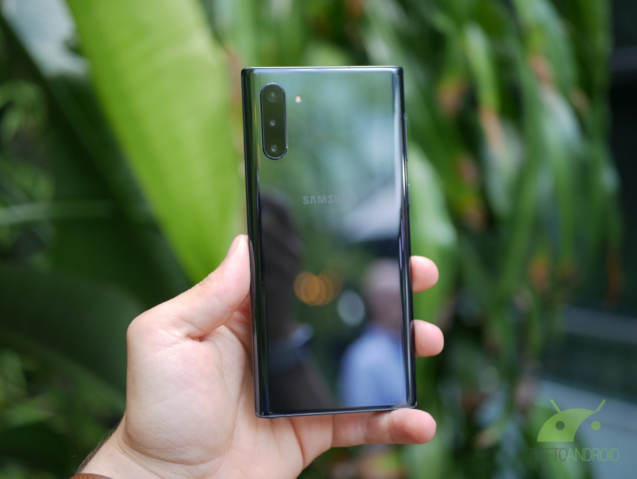 Presto la seconda beta di One UI 2.0 per Samsung Galaxy Note 10, mentre su altri Galaxy ed HONOR arrivano le patch