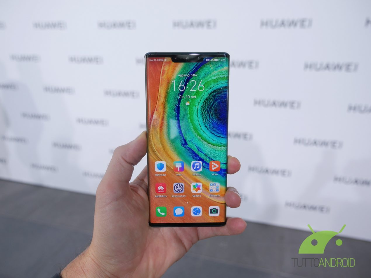 La prima beta di HarmonyOS si mostra in video su Huawei Mate 30