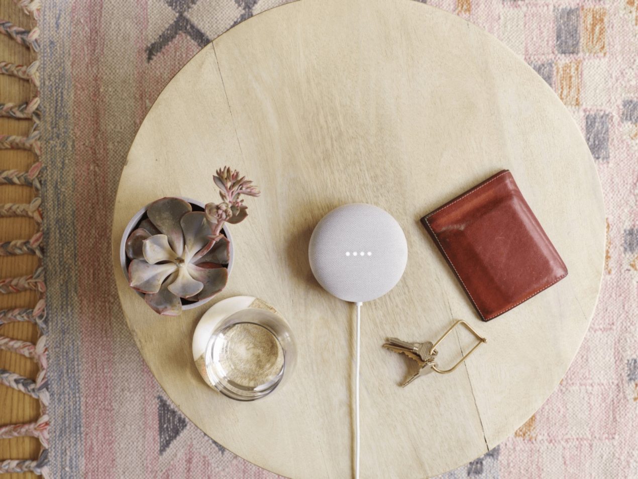 Google Nest Mini svelato a meno di 24 ore dal lancio: ecco immagini e specifiche