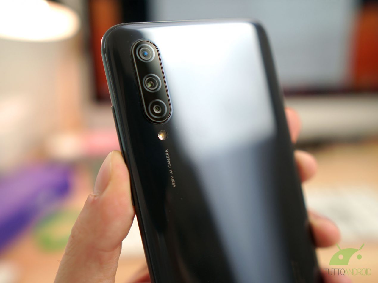 Xiaomi Mi 9 Lite riceve Android 10 con MIUI 11 a partire dalla Cina