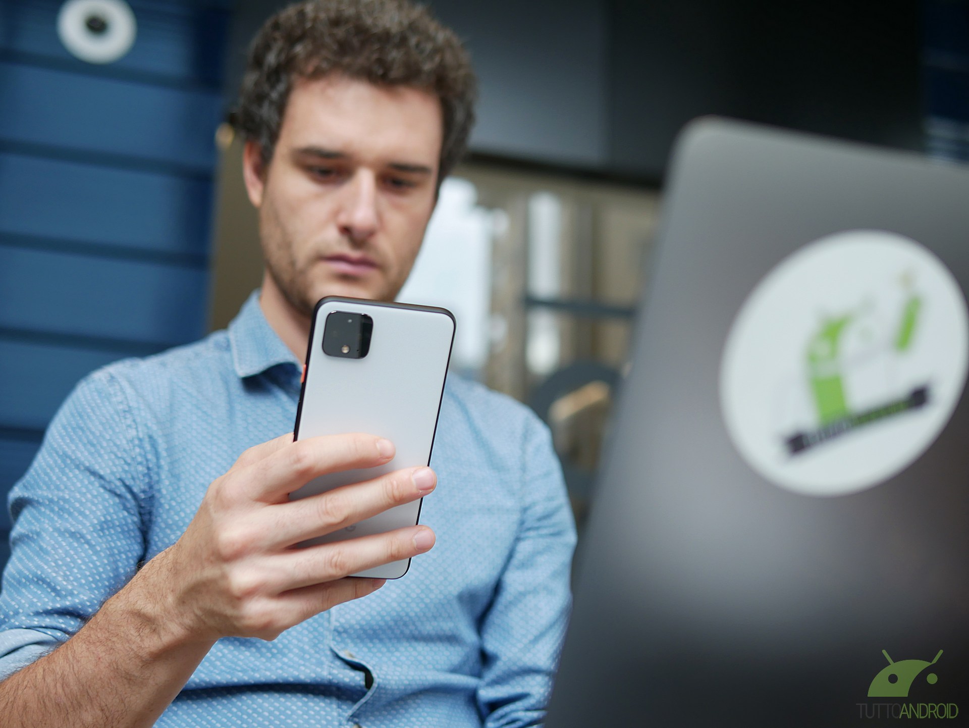Votare alle elezioni con lo smartphone è realtà: arriva la prova a Seattle