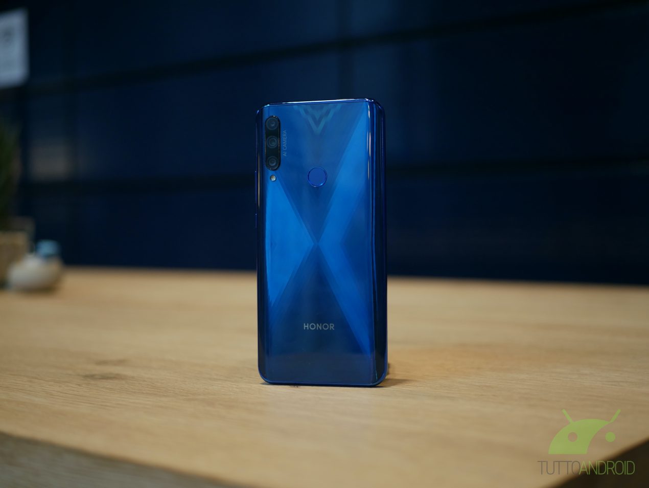 Recensione HONOR 9X: display senza interruzioni e tanta batteria