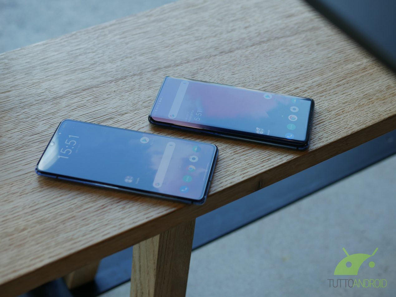 OnePlus 7T contro OnePlus 7T Pro, cosa cambia tra i due? (video confronto)