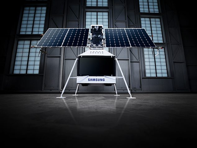 samsung galaxy s10 5g space selfie