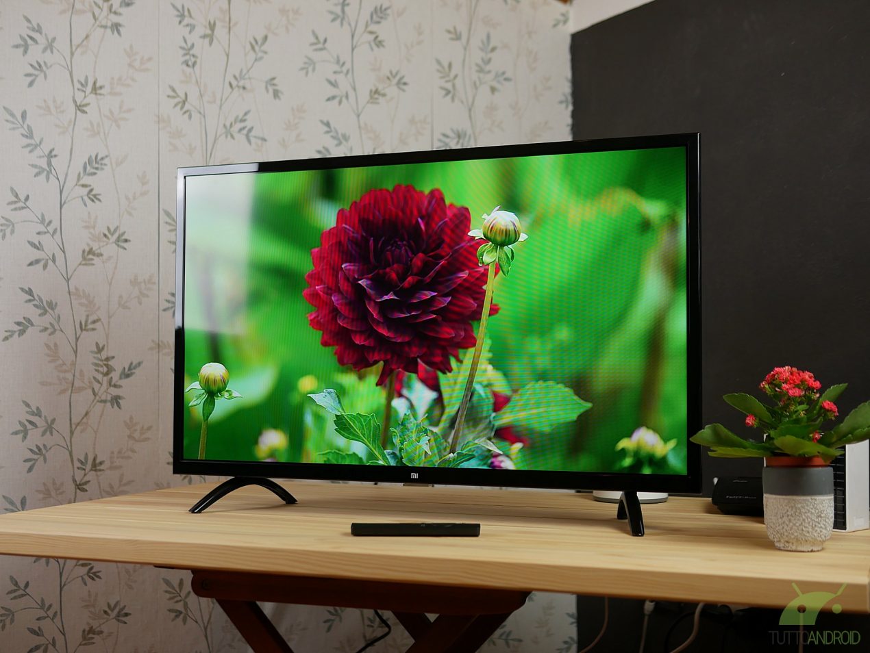 Come vanno le TV di Xiaomi? Abbiamo provato il modello smart da 32 pollici che costa 179 Euro (video)
