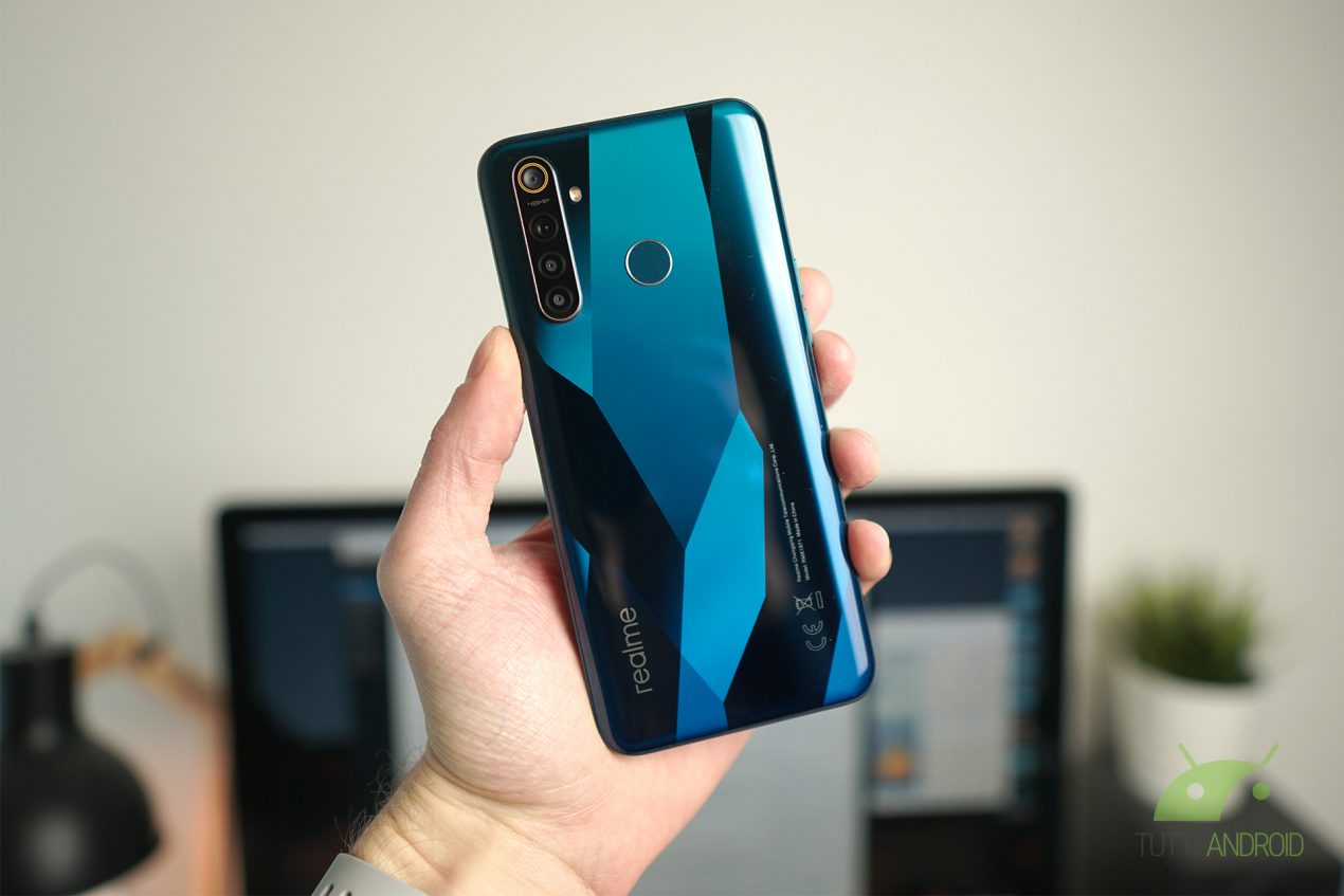 Aggiornamenti, novità e beta test: il 2019 di OPPO e Realme si chiude in maniera scoppiettante
