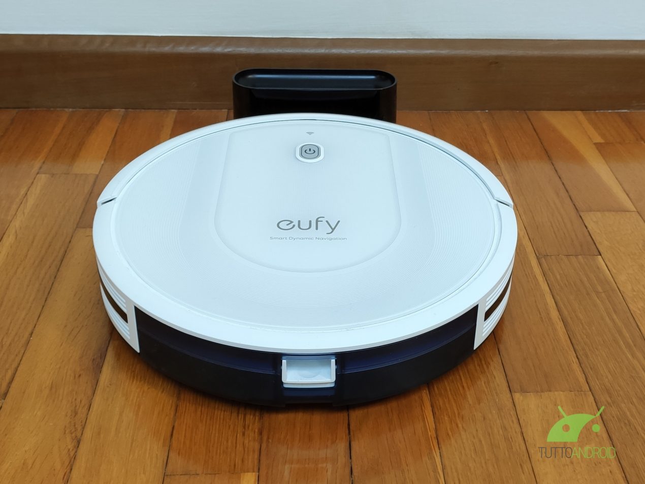 Recensione Eufy RoboVac G10 Hybrid, un robot aspirapolvere intelligente ma non troppo