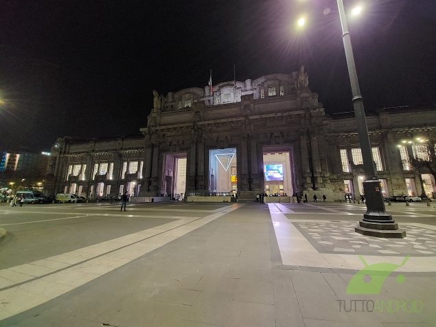 Samsung Galaxy S10 Lite foto sample