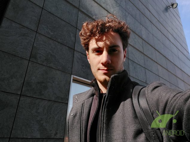 Samsung Galaxy S10 Lite foto selfie