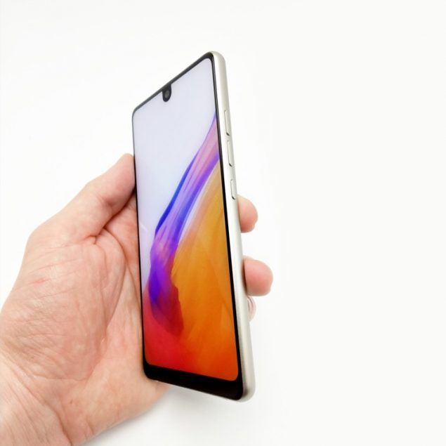 Essential Phone PH-2