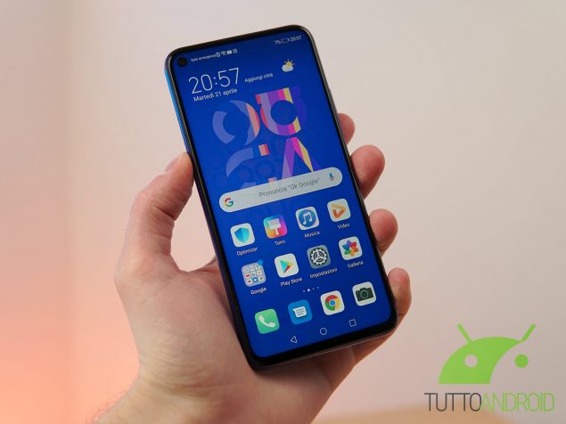 Confronto Mi 9 Lite vs Nova 5T vs Realme 6