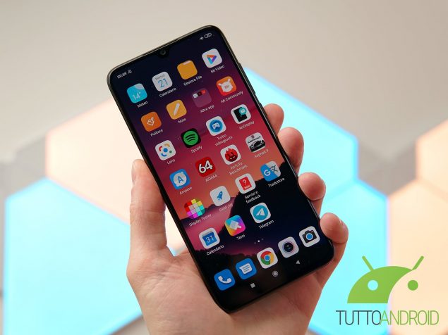 Confronto Mi 9 Lite vs Nova 5T vs Realme 6