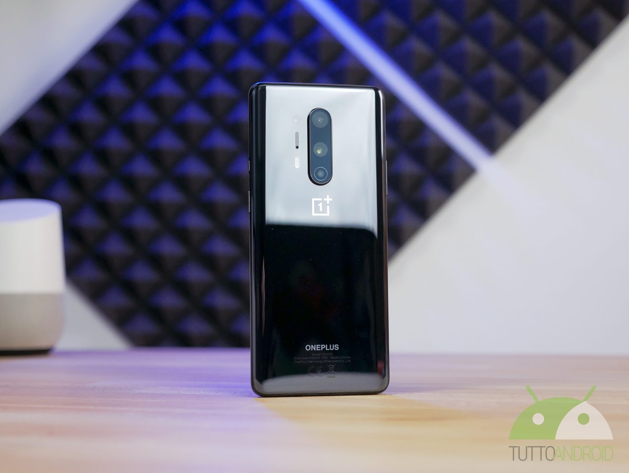 La serie OnePlus 8 si aggiorna probabilmente per l'ultima volta