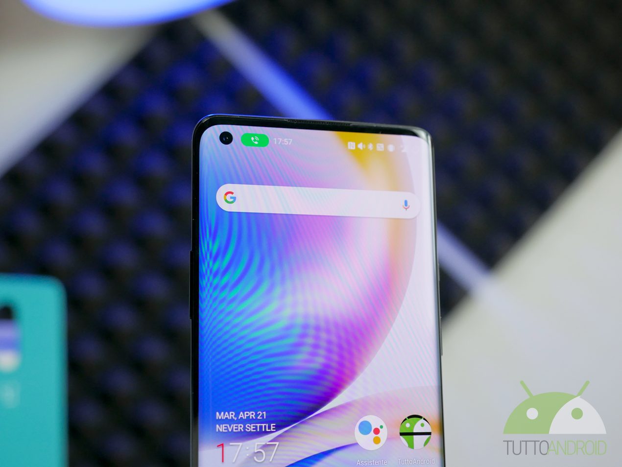Offerte, bundle e regali tra le iniziative OnePlus di San Valentino