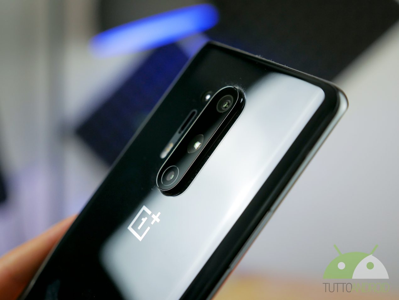 Aggiornamenti per OnePlus 8, 8 Pro, HONOR 20, 20 Pro, View20 e Realme XT: novità