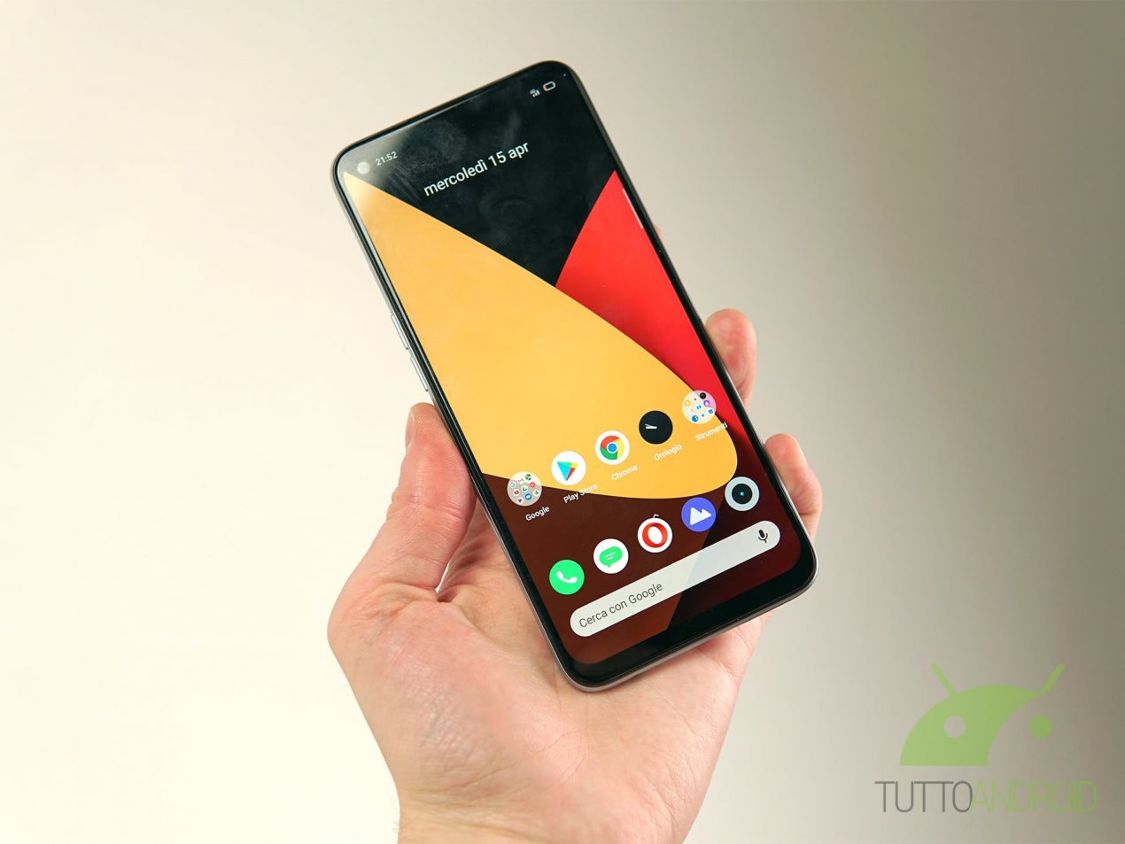 Recensione Realme 6: display a 90 Hz e ricarica rapida, ma quella fotocamera...
