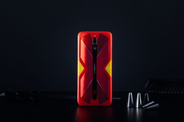 RedMagic 5G Hot Rod Red