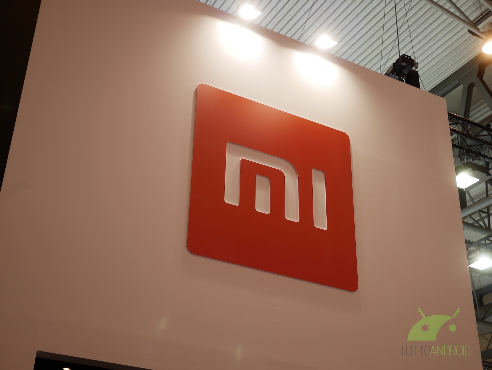 Xiaomi presenta un TV OLED trasparente da oltre 7.000 dollari Xiaomi presenta un TV OLED trasparente da oltre 7.000 dollari