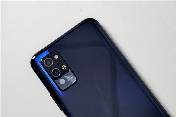 HONOR Play 4