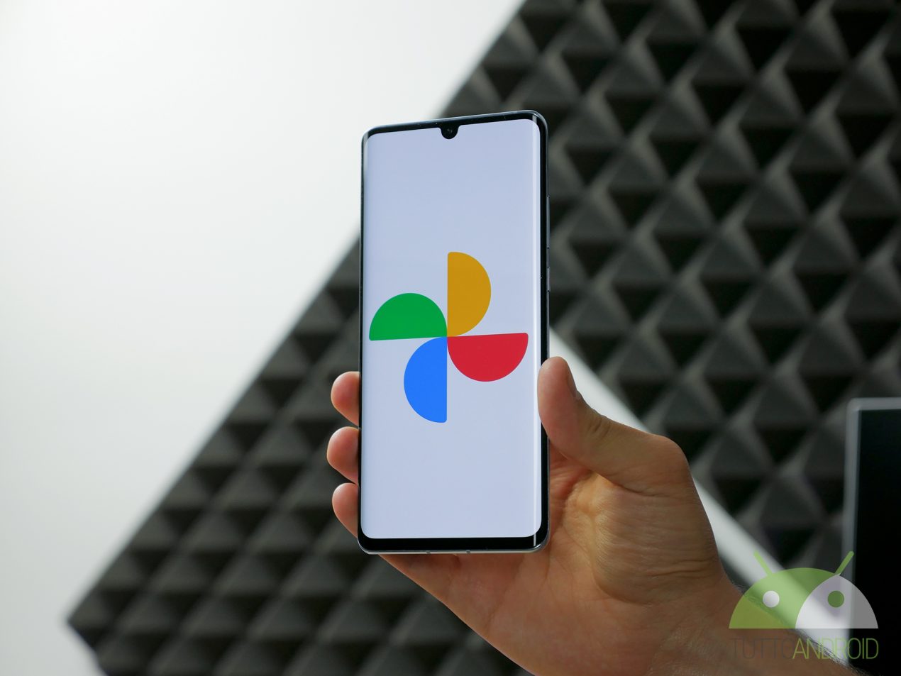 Google Pixel 6 perde Magic Eraser nell'ultimo aggiornamento di Google Foto